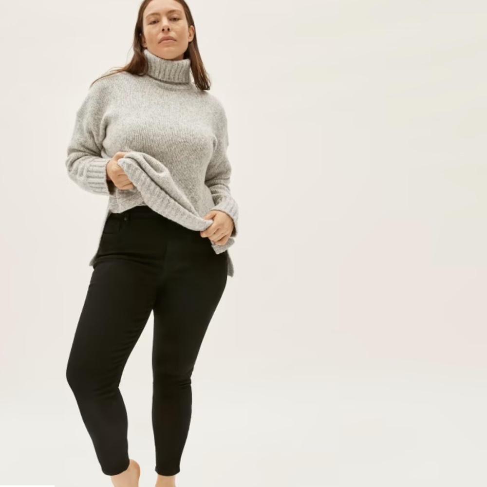 The Curvy Authentic Stretch High-Rise Skinny Jean